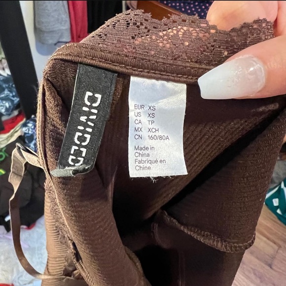 SOLD lace trim ribbed dress - Picture 3 of 3